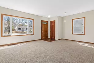 142 Van Buren Ave S, Hopkins, MN 55343 - Photo 2