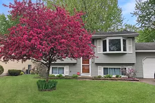 1800 Florence St, White Bear Lake, MN 55110 - Photo 2