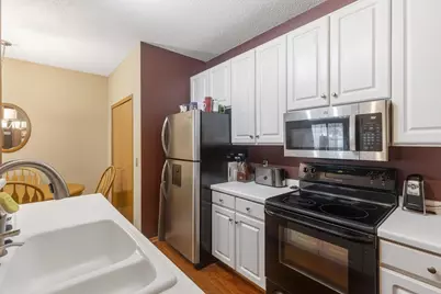 7216 155th Street W, Apple Valley, MN 55124 - Photo 8