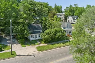 210 Willow St, Faribault, MN 55021 - Photo 10