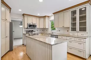 6001 W 98th St, Bloomington, MN 55438 - Photo 8