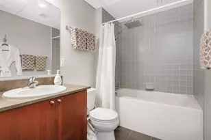 8161 33rd Ave S, Bloomington, MN 55425 - Photo 20
