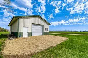 16681 185th St E, Hastings, MN 55033 - Photo 34