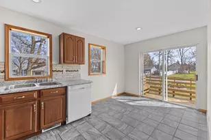 879 17th St SE, Forest Lake, MN 55025 - Photo 10