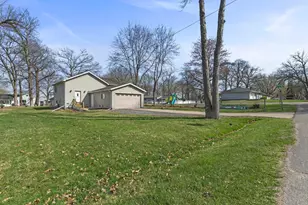879 17th St SE, Forest Lake, MN 55025 - Photo 28