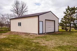 48484 Flicker Ln, Ottertail, MN 56571 - Photo 14