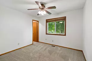 356 Bluestem Ave, Shakopee, MN 55379 - Photo 12
