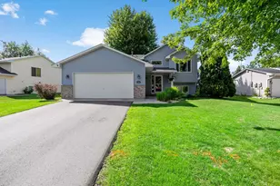 356 Bluestem Ave, Shakopee, MN 55379 - Photo 1