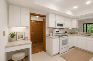 6051 Laurel Ave, Golden Valley, MN 55416 - Photo 8