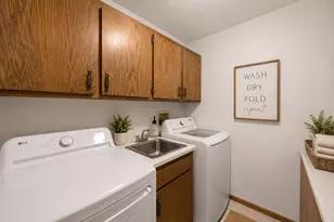 6051 Laurel Ave, Golden Valley, MN 55416 - Photo 16