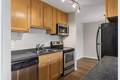 4110 Rahn Road #121, Eagan, MN 55122 - Photo 2