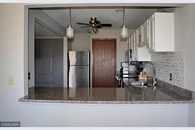 5697 Green Circle Drive #315, Hopkins, MN 55343 - Photo 12