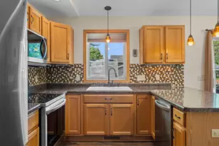 8421 Troy Marquette Dr, Monticello, MN 55362 - Photo 10