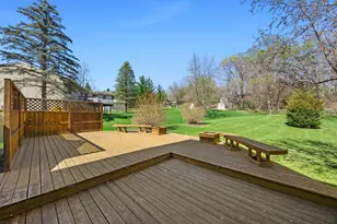12246 Oxbow Dr, Eden Prairie, MN 55347 - Photo 24