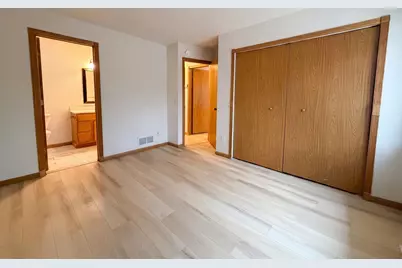 6475 Grandview Drive, Eden Prairie, MN 55346 - Photo 12