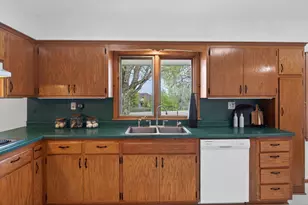 25791 Dodd Blvd, Lakeville, MN 55044 - Photo 8