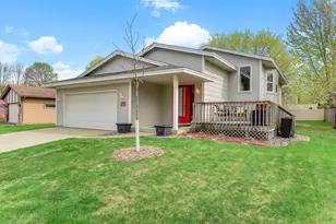 5212 144th St W, Apple Valley, MN 55124 - Photo 1