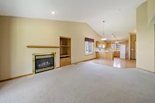 3782 Shannon Dr, Hastings, MN 55033 - Photo 4