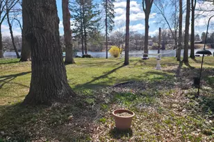 923 Lindbergh Dr S, Little Falls, MN 56345 - Photo 10