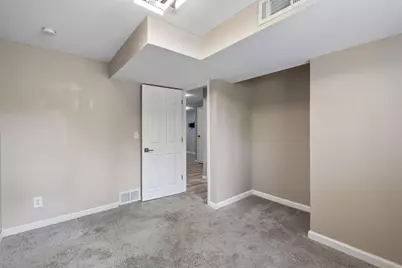 880 Whitney Drive, Apple Valley, MN 55124 - Photo 36
