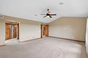 9020 Warren Ct, Victoria, MN 55386 - Photo 20