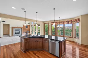 9020 Warren Ct, Victoria, MN 55386 - Photo 12