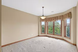 9020 Warren Ct, Victoria, MN 55386 - Photo 14