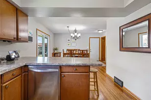 1201 Prairie Ave SW, Faribault, MN 55021 - Photo 16
