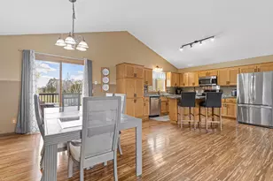 5725 157th St N, Hugo, MN 55038 - Photo 6