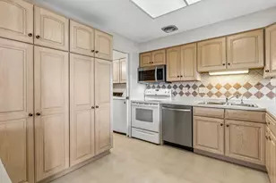 2265 Youngman Ave, Saint Paul, MN 55116 - Photo 18