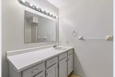 7775 Glenda Court, Apple Valley, MN 55124 - Photo 12