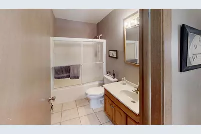 2418 Main Street W, Albert Lea, MN 56007 - Photo 16