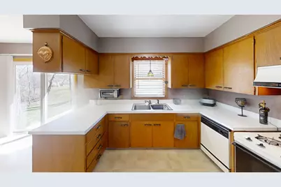 2418 Main Street W, Albert Lea, MN 56007 - Photo 10