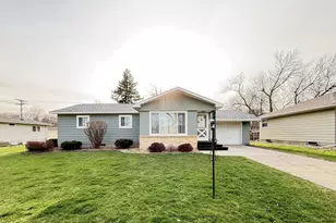 413 S 13th St, Montevideo, MN 56265 - Photo 1