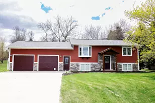1312 Moor Stone Dr NE, Alexandria, MN 56308 - Photo 4