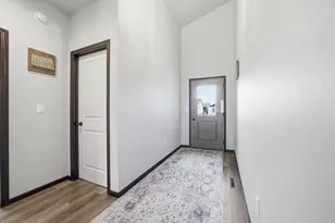 7238 27th St S, Fargo, ND 58104 - Photo 2
