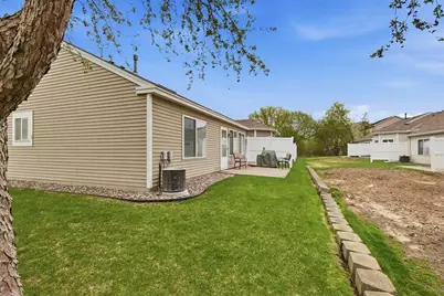 674 Lake View Drive, Woodbury, MN 55129 - Photo 22