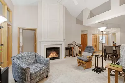 674 Lake View Drive, Woodbury, MN 55129 - Photo 8