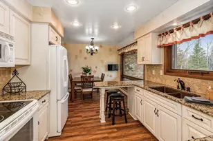 530 W Marble St, Duluth, MN 55811 - Photo 8