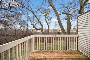 818 Sherwood Rd, Shoreview, MN 55126 - Photo 4