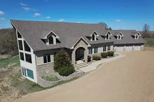2321 365th Ave, Montevideo, MN 56265 - Photo 4