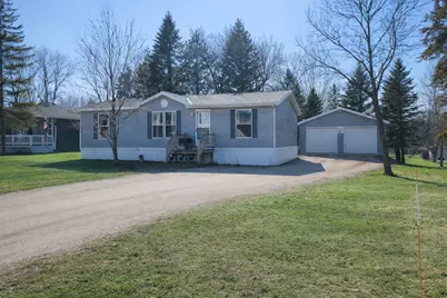 114 Pine Street NW, New London, MN 56273 - Photo 1