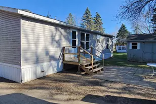 114 Pine St NW, New London, MN 56273 - Photo 20