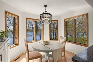 8480 Montgomery Ct, Eden Prairie, MN 55347 - Photo 8