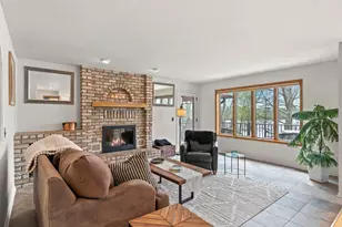 8480 Montgomery Ct, Eden Prairie, MN 55347 - Photo 10