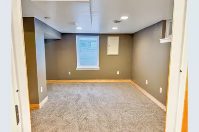 736 Cottage Avenue E, Saint Paul, MN 55106 - Photo 28
