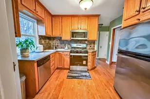 736 Cottage Ave E, Saint Paul, MN 55106 - Photo 16