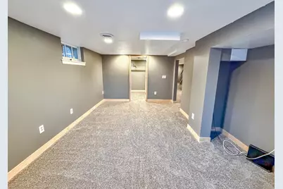 736 Cottage Avenue E, Saint Paul, MN 55106 - Photo 30