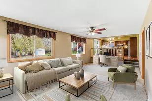 2445 Schaller Dr E, Maplewood, MN 55119 - Photo 18