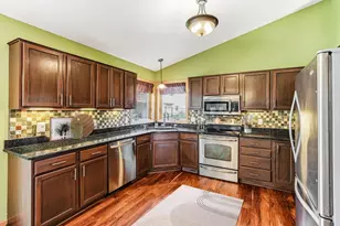 2445 Schaller Dr E, Maplewood, MN 55119 - Photo 12